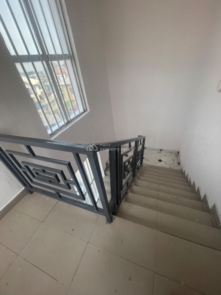 Beautiful Well Standard 2 Bedroom Apartment (upstairs), Unity Estate, Badore, Ajah, Lagos, Flat / Apartment for Rent