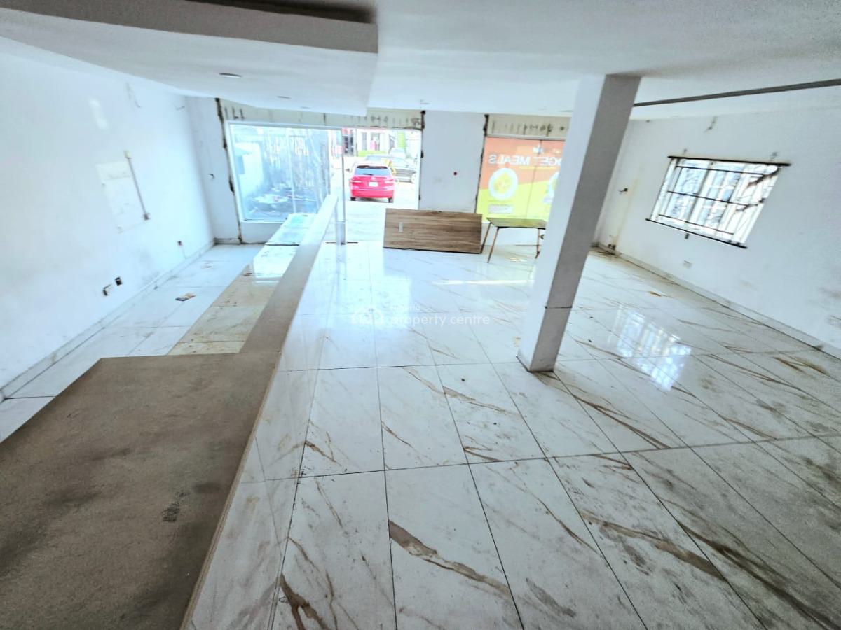 Spacious 4-bedroom Semi-detached Building with 2 Bq, Lekki Phase 1, Lekki, Lagos, Office Space for Rent