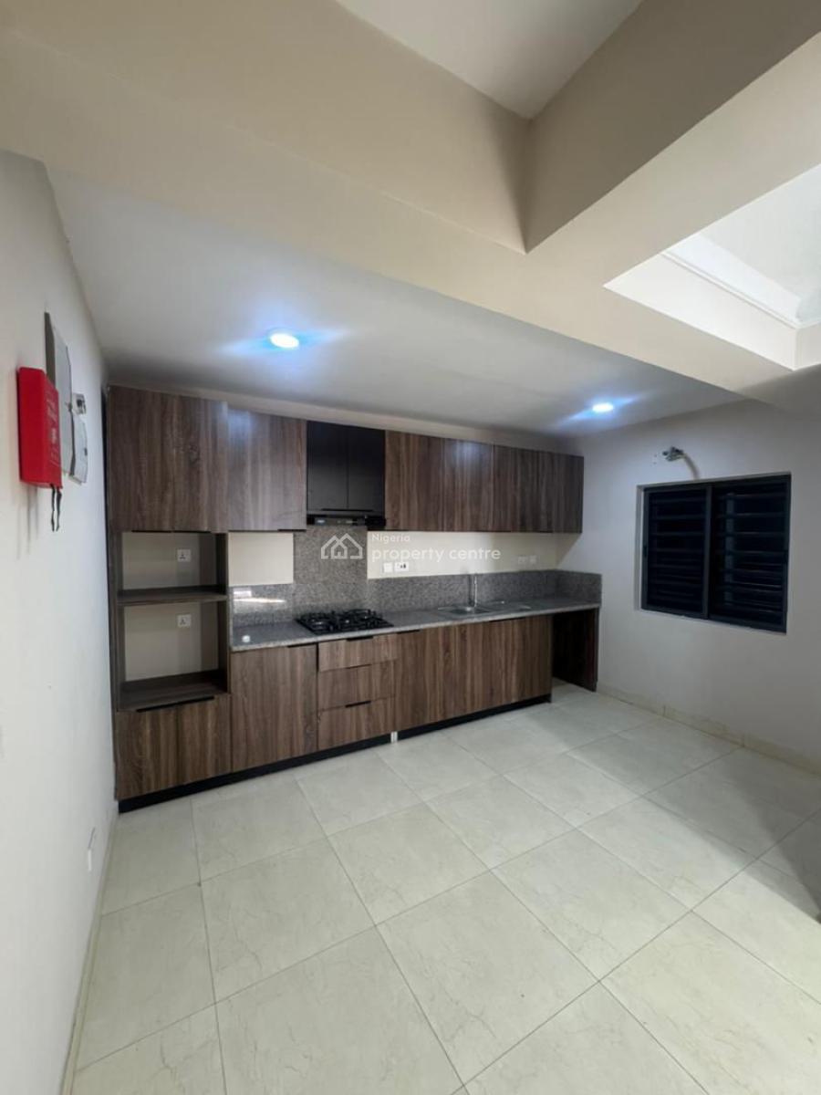 2 Bedroom Apartment, Osapa, Lekki, Lagos, Block of Flats for Sale