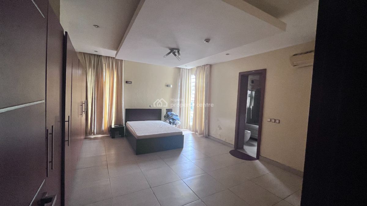 Luxury 3-bedroom Penthouse Apartment with Bq., Ikoyi, Lagos, Flat / Apartment for Rent