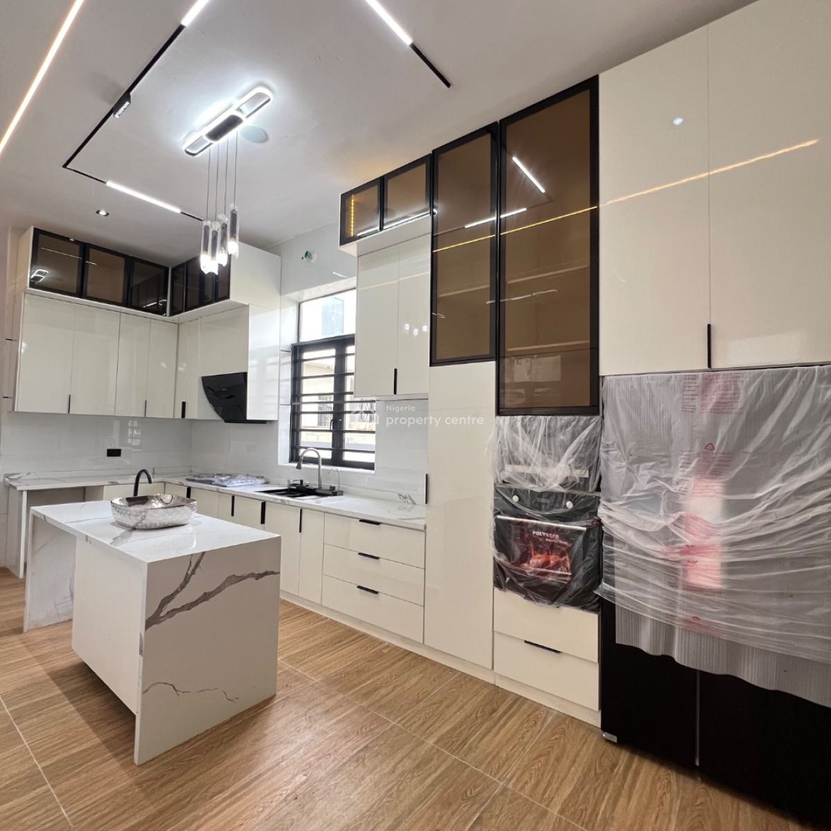 5 Bedroom & Bq, Vgc, Lekki, Lagos, Detached Duplex for Sale