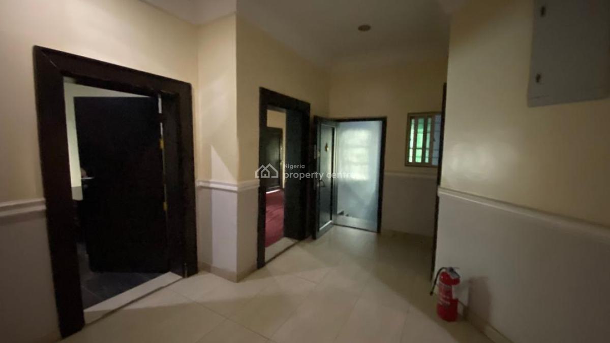 Luxury Family Mansion with Over 14 Rooms, Kado, Abuja, Detached Duplex for Sale