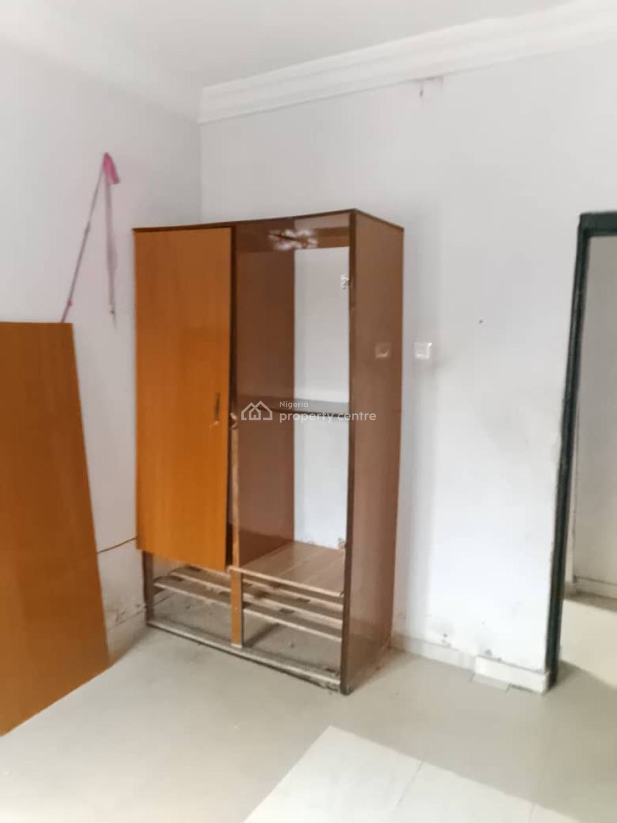 Clean 2 Bedroom Flat, Omole Phase 2, Ikeja, Lagos, Flat / Apartment for Rent
