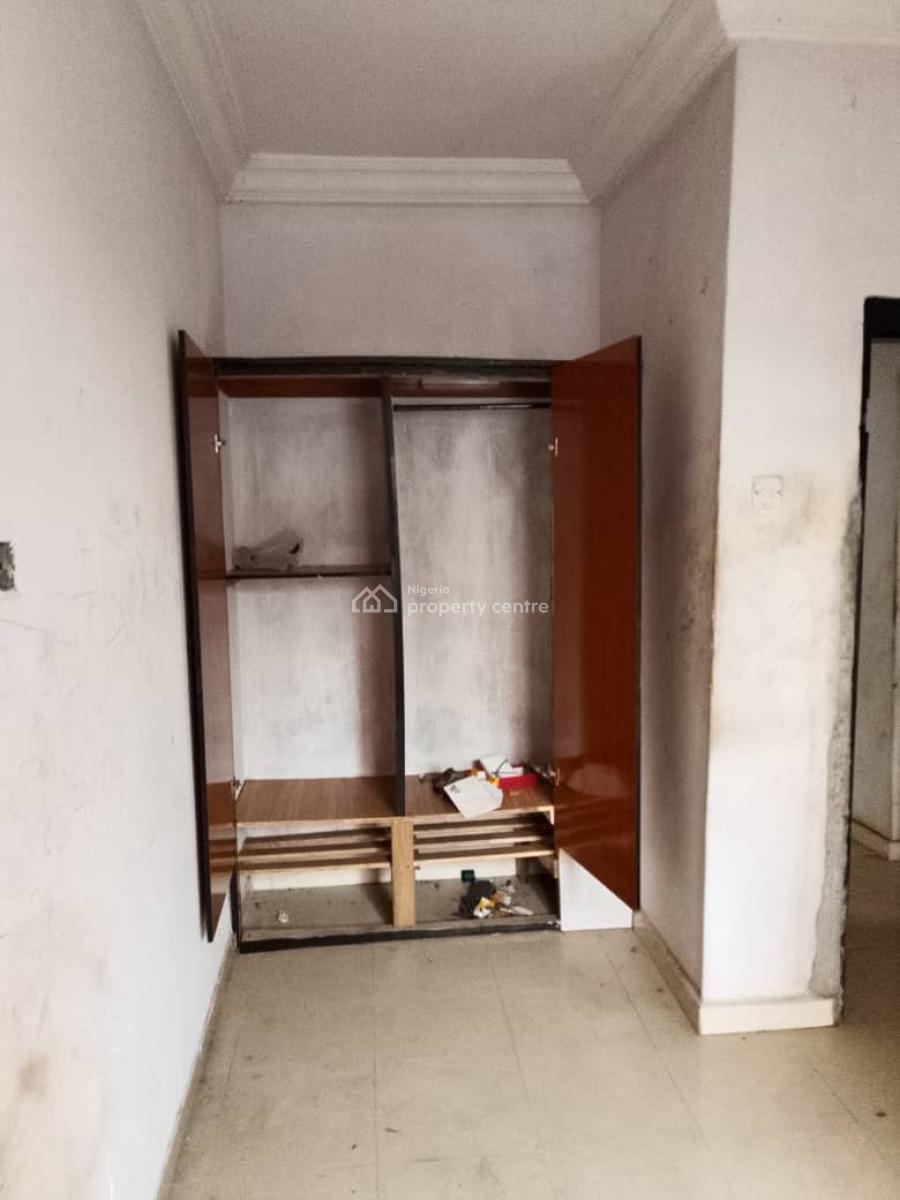 Clean 2 Bedroom Flat, Omole Phase 2, Ikeja, Lagos, Flat / Apartment for Rent
