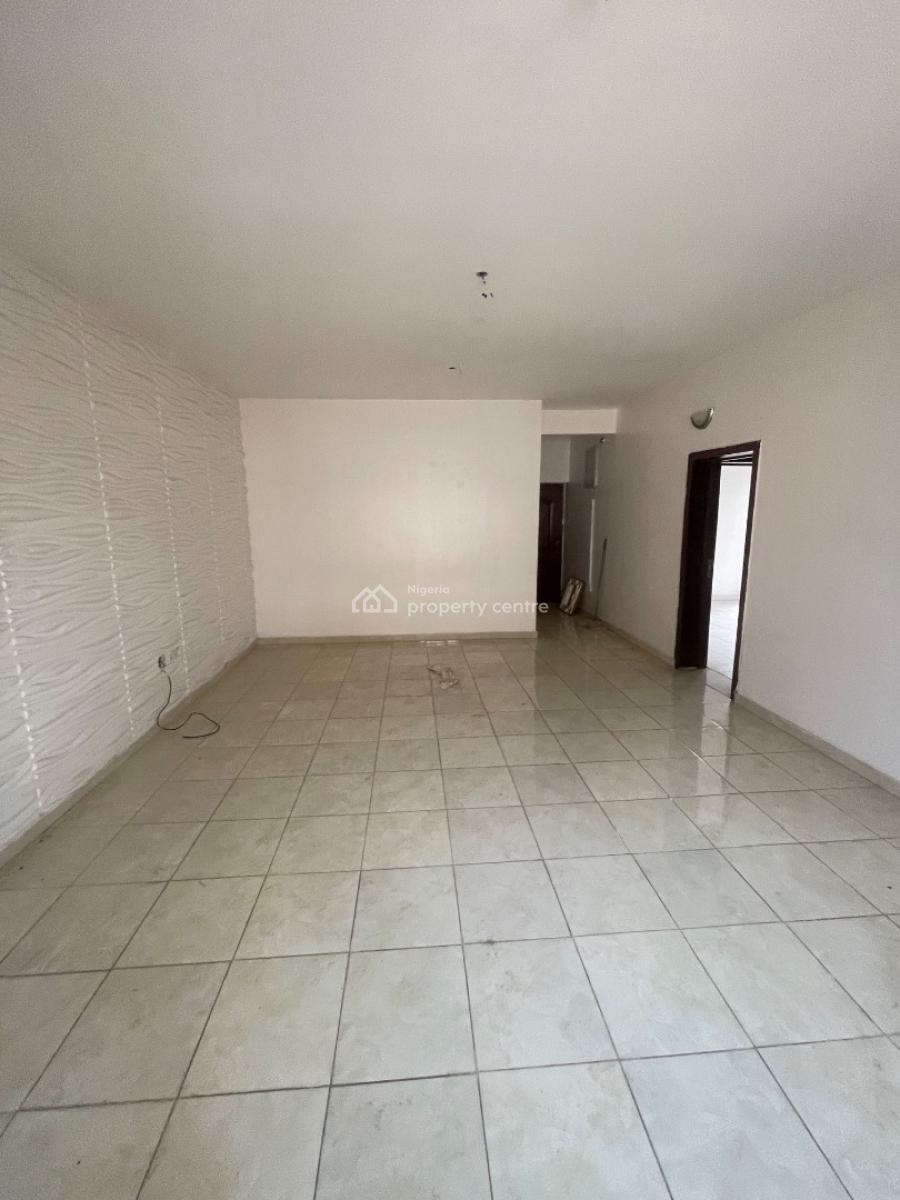 2 Bedroom Apartment, Unilag Estate, Gra Phase 1, Magodo, Lagos, Flat / Apartment for Rent