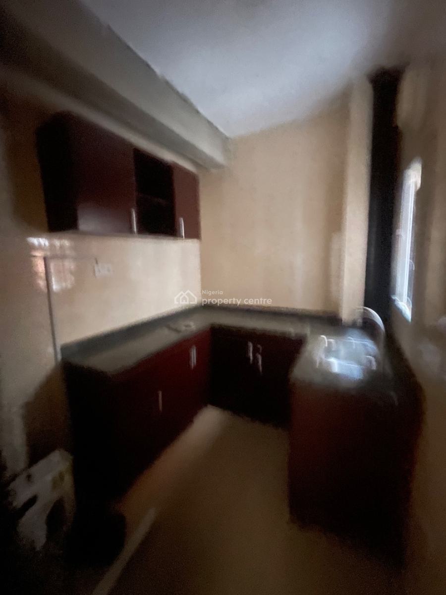 2 Bedroom Apartment, Unilag Estate, Gra Phase 1, Magodo, Lagos, Flat / Apartment for Rent