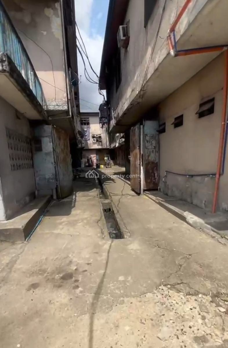 Massive Commercial Property, Kaduna Street Dline, Port Harcourt, Rivers, Block of Flats for Sale