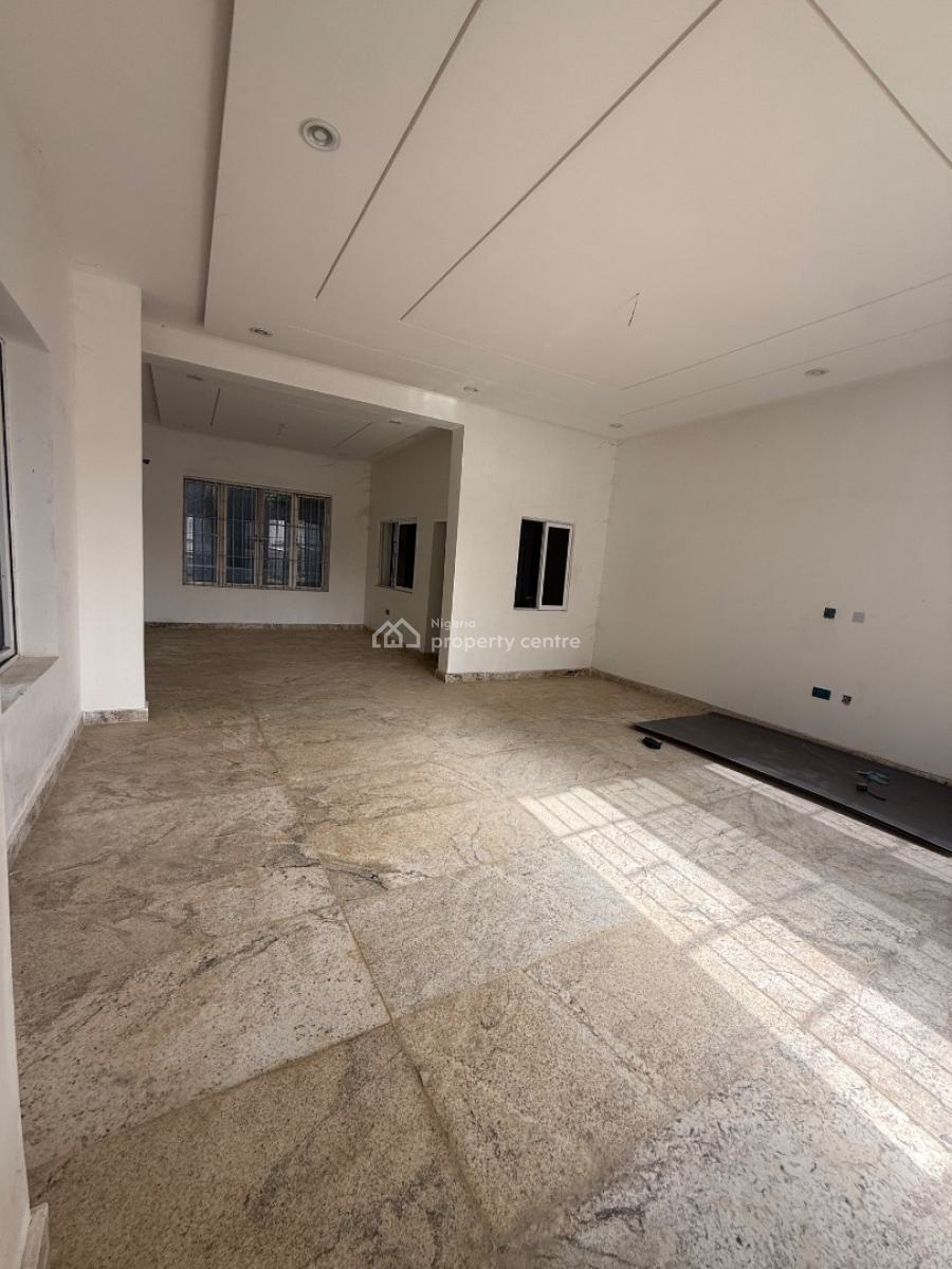 Spacious and Functional 5 Bedroom Terraced Duplex with 1 Room Bq, Guzape District, Abuja, Terraced Duplex for Rent