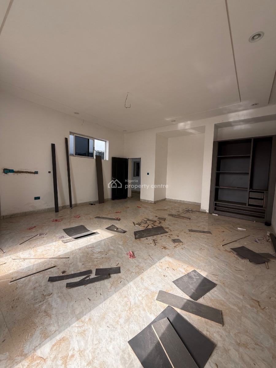 Spacious and Functional 5 Bedroom Terraced Duplex with 1 Room Bq, Guzape District, Abuja, Terraced Duplex for Rent