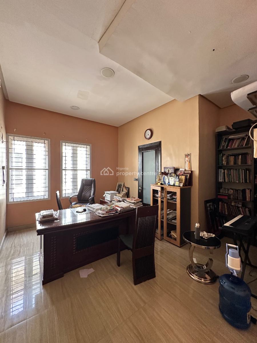 Contemporary 4 Bedroom Duplex with Swimming Pool and Bq, Lekki Phase 1, Lekki, Lagos, Commercial Property for Rent
