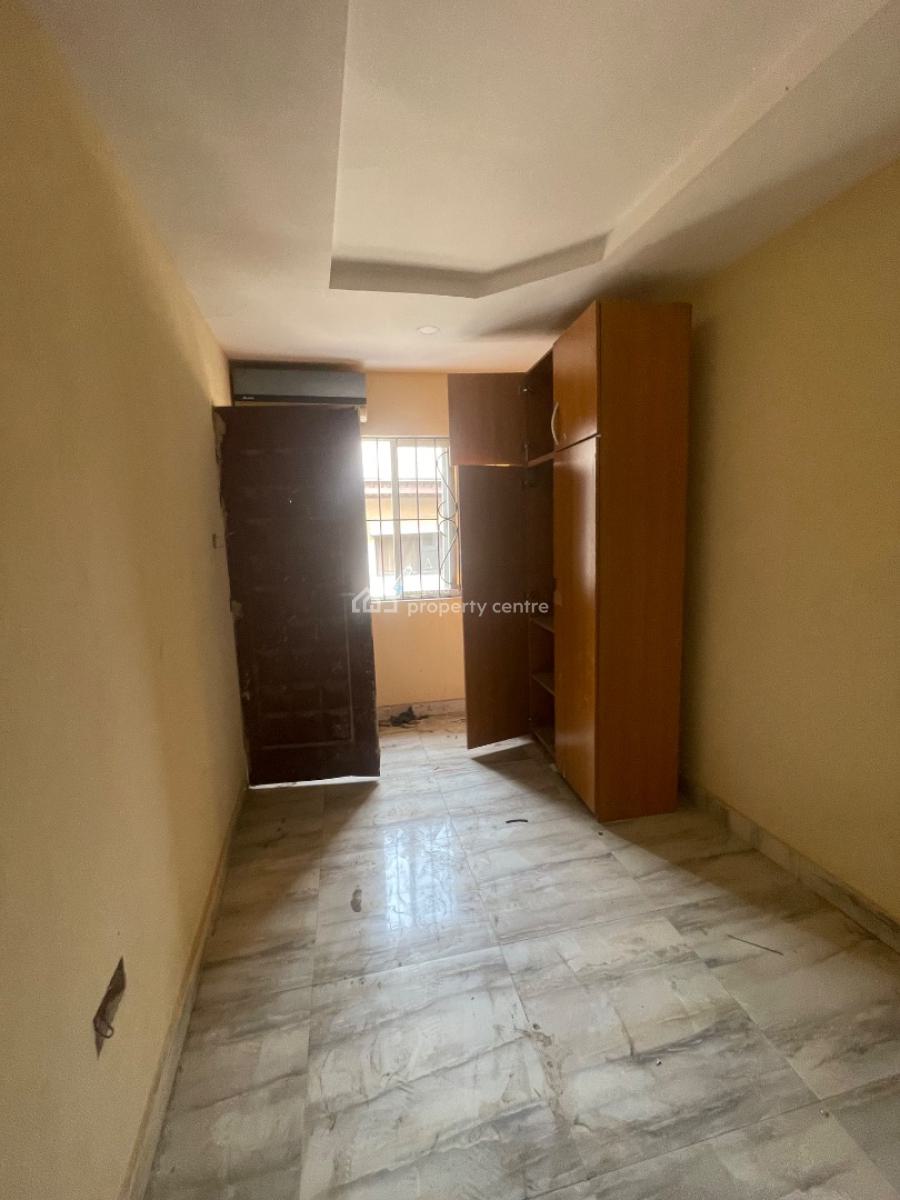 3 Bedroom Apartments, Unilag Estate Gate, Gra Phase 1, Magodo, Lagos, Flat / Apartment for Rent