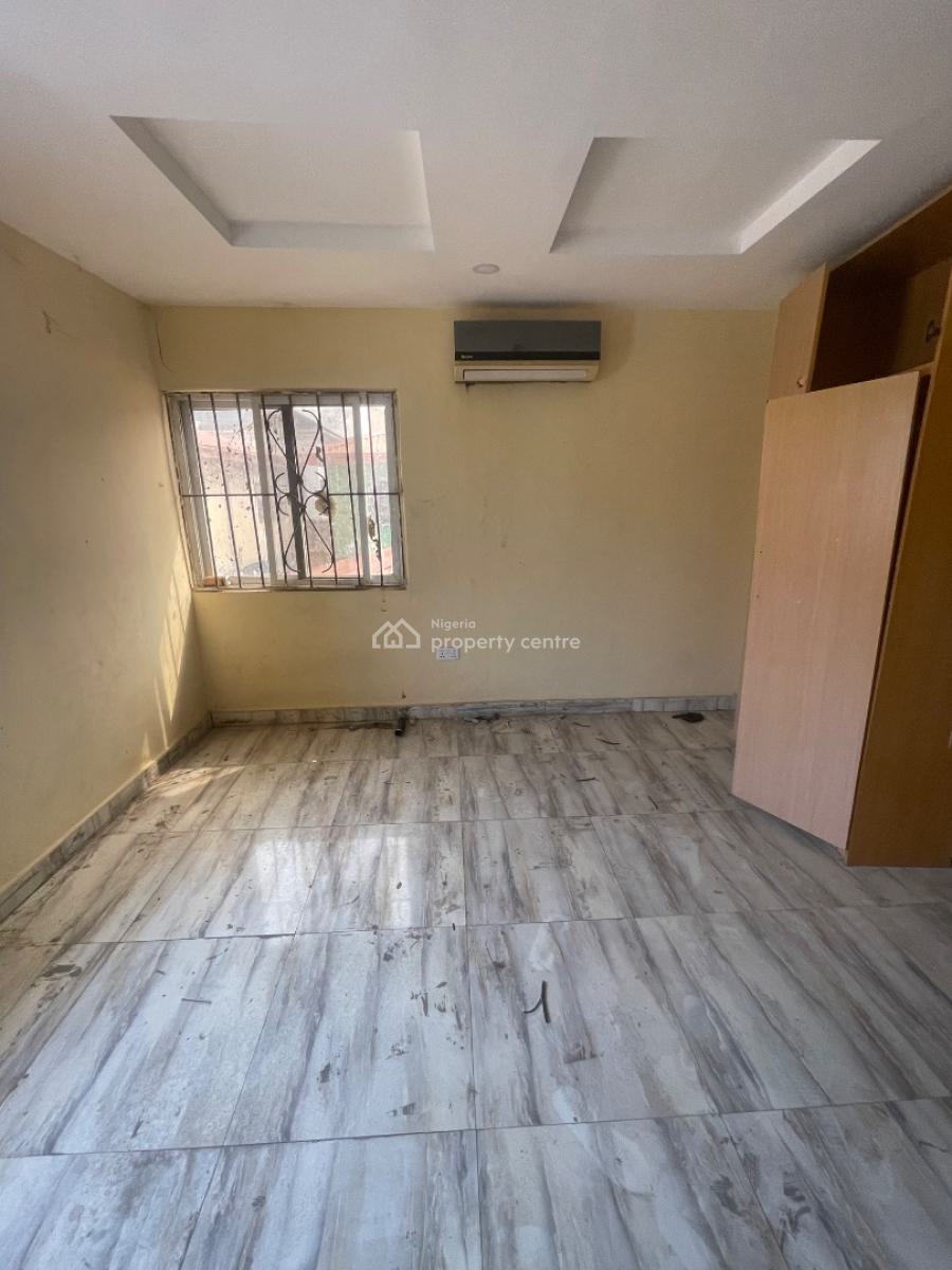 3 Bedroom Apartments, Unilag Estate Gate, Gra Phase 1, Magodo, Lagos, Flat / Apartment for Rent