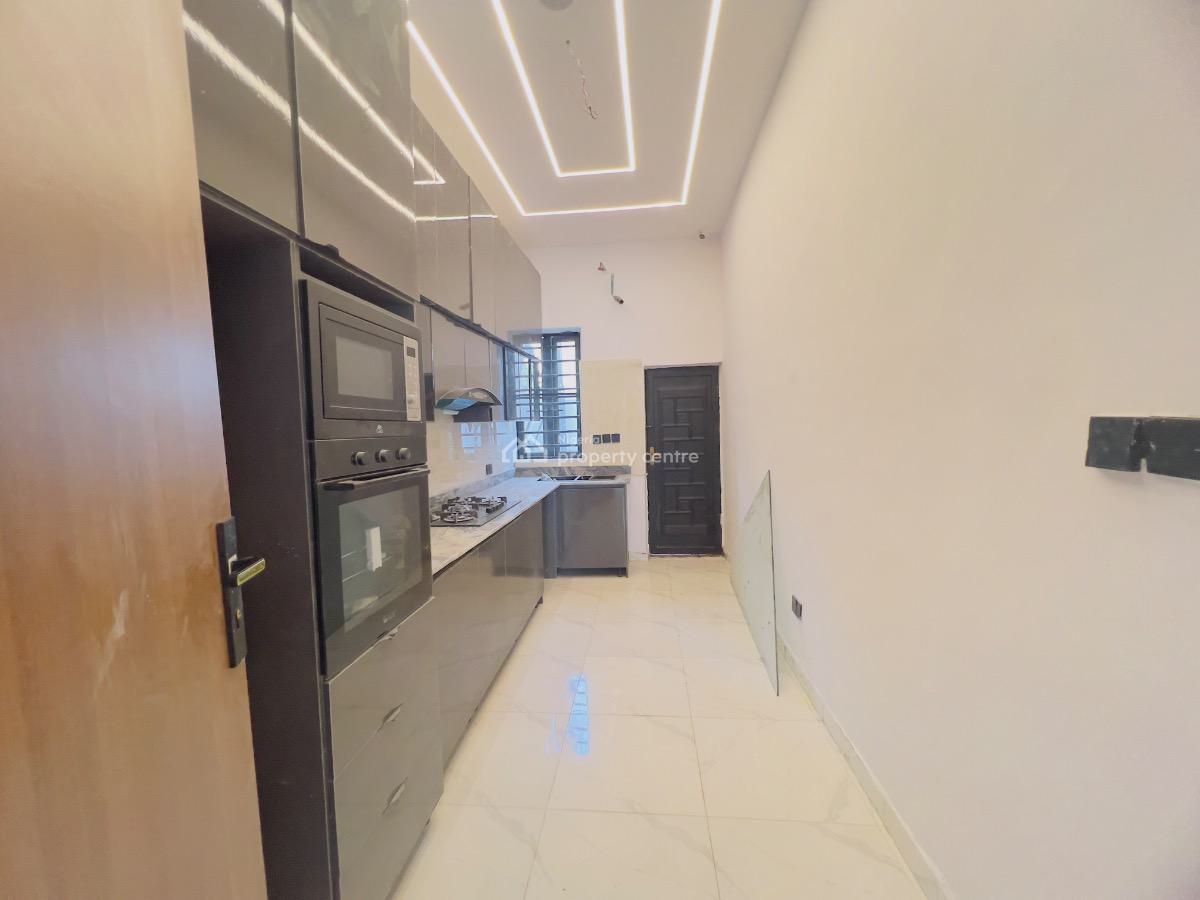 2 Bedroom Terraced Duplex, Lekki Phase 2, Lekki, Lagos, Terraced Duplex for Sale