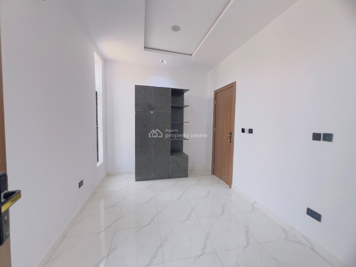 2 Bedroom Terraced Duplex, Lekki Phase 2, Lekki, Lagos, Terraced Duplex for Sale