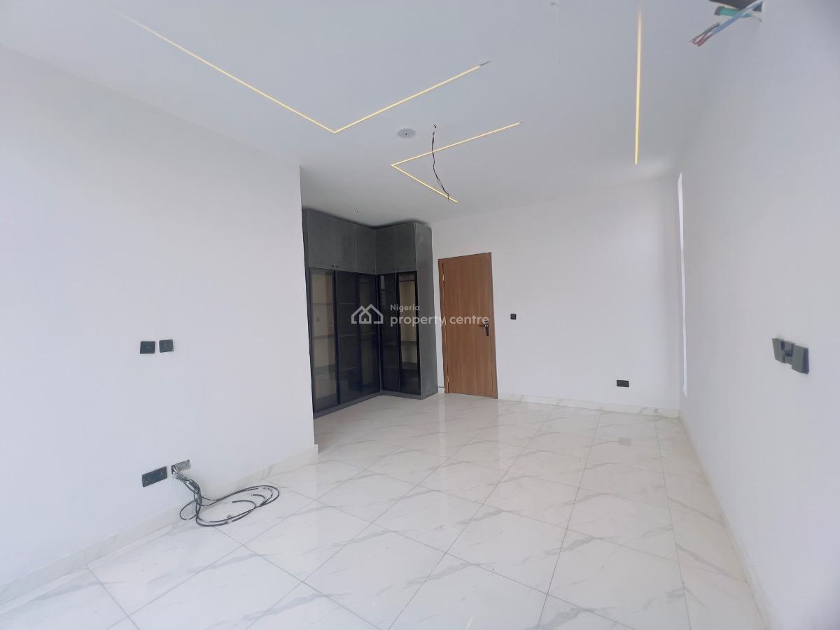 2 Bedroom Terraced Duplex, Lekki Phase 2, Lekki, Lagos, Terraced Duplex for Sale