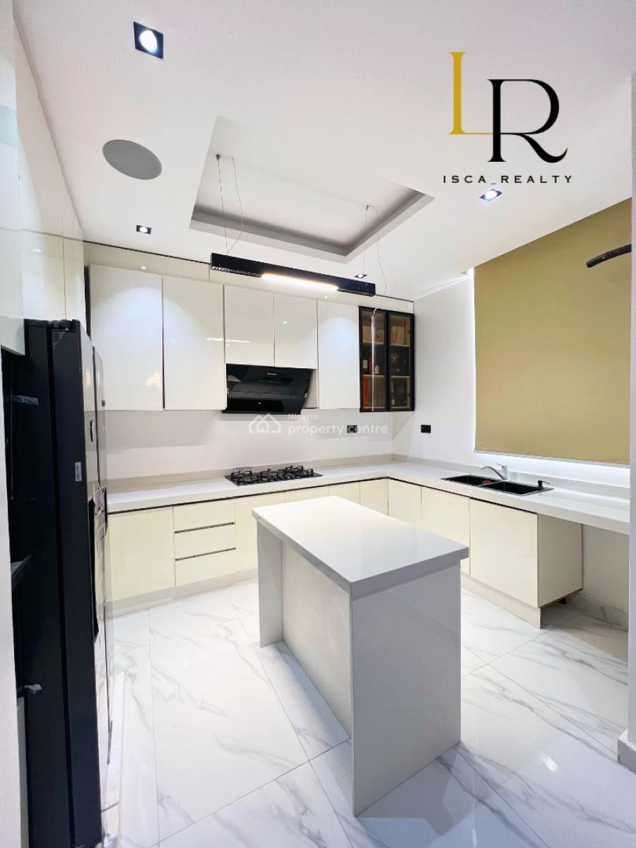 Furnished 2-bedroom Apartment with Excellent Returns on Investment, Lekki Phase 1, Lekki, Lagos, Flat / Apartment for Sale