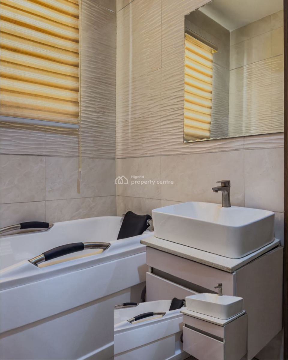 Luxury Spacious 3 Bedroom Apartment, Victoria Island (vi), Lagos, Flat / Apartment Short Let