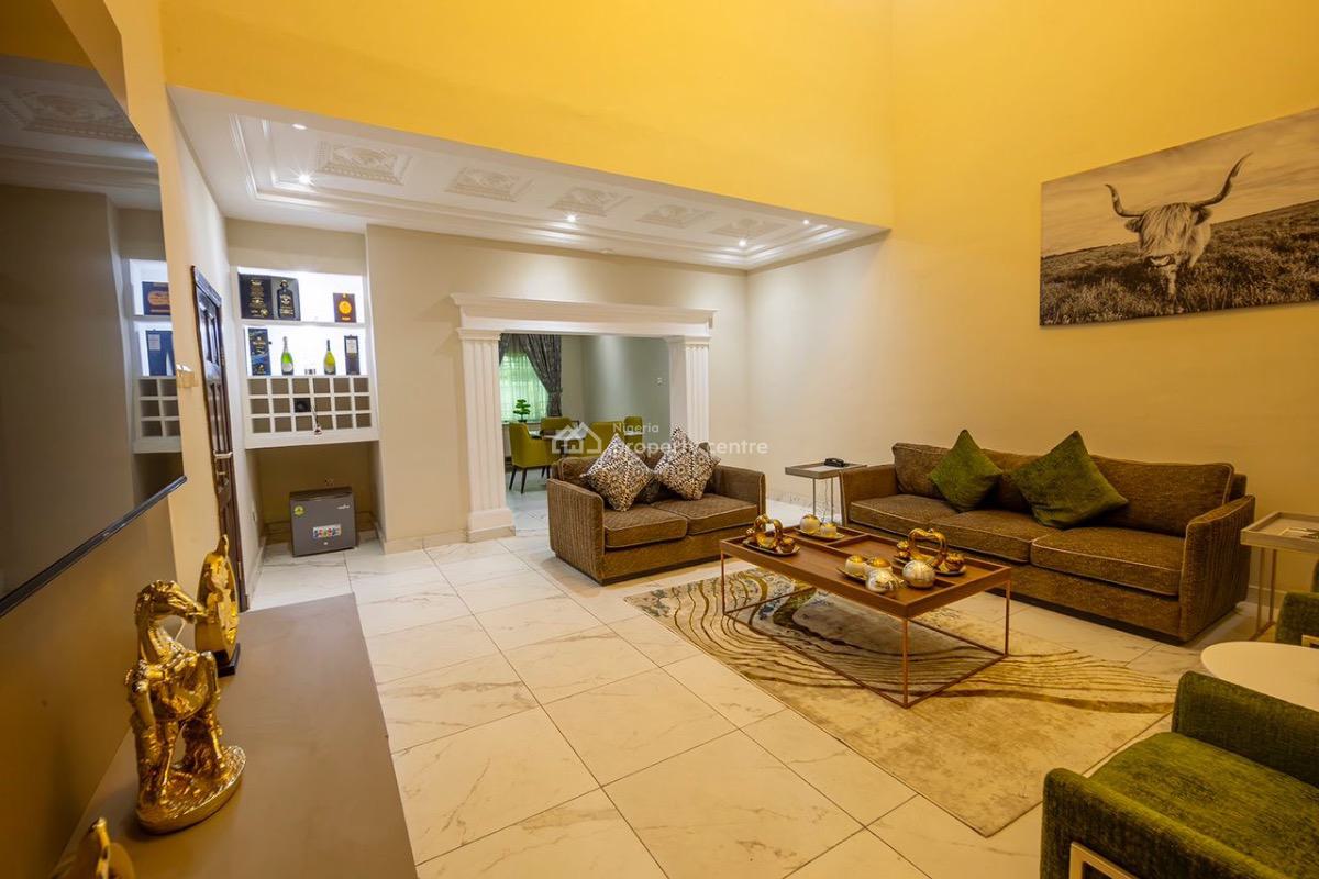 4 Bedrooom Apartment, G U Ake Road, Gra Phase 8, Ibadan, Oyo, House Short Let