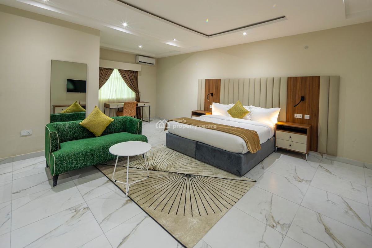 4 Bedrooom Apartment, G U Ake Road, Gra Phase 8, Ibadan, Oyo, House Short Let