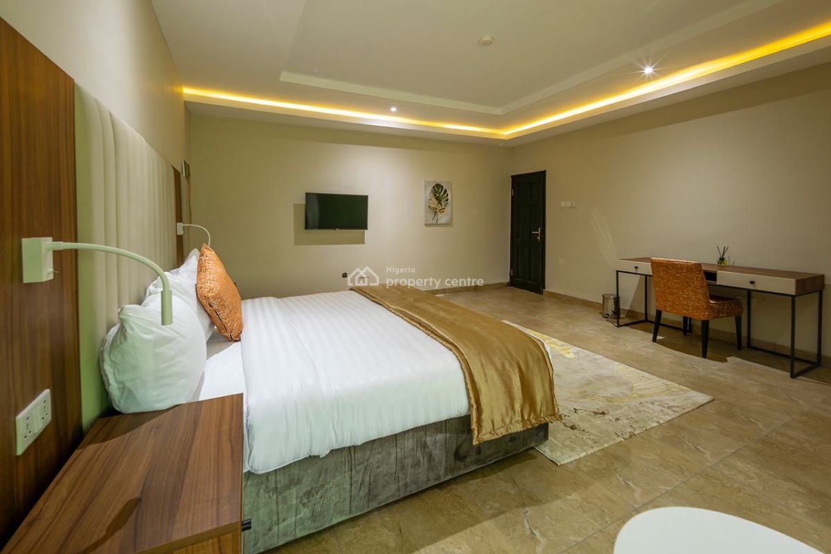 4 Bedrooom Apartment, G U Ake Road, Gra Phase 8, Ibadan, Oyo, House Short Let