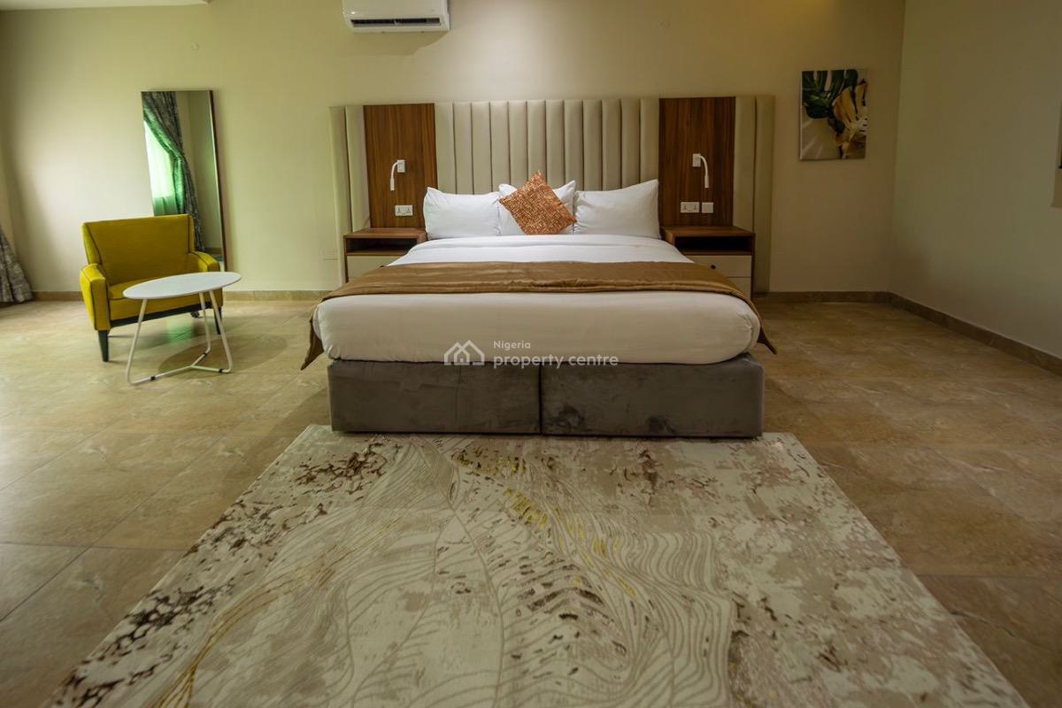 4 Bedrooom Apartment, G U Ake Road, Gra Phase 8, Ibadan, Oyo, House Short Let