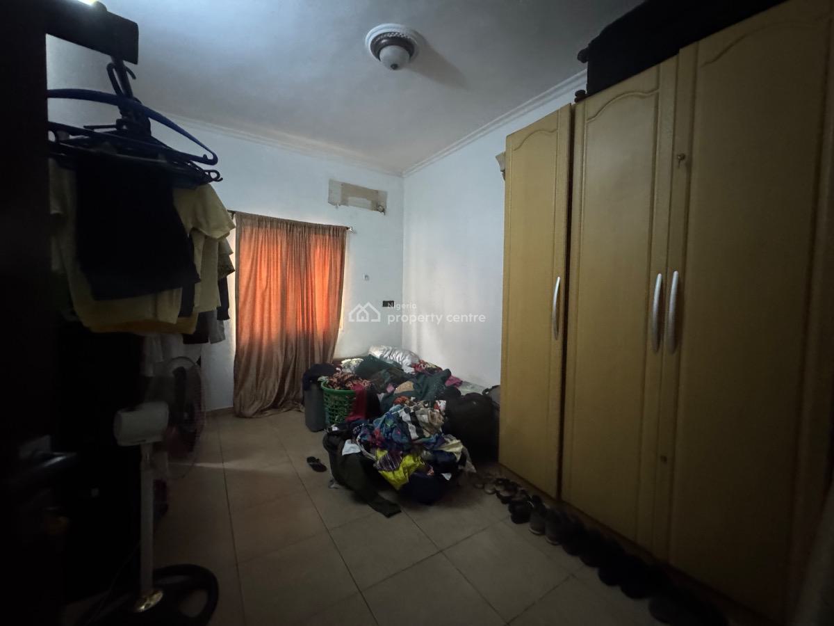 Luxury & Spacious 3 Bedroom Apartment, Gra Phase 2, Magodo, Lagos, Flat / Apartment for Sale