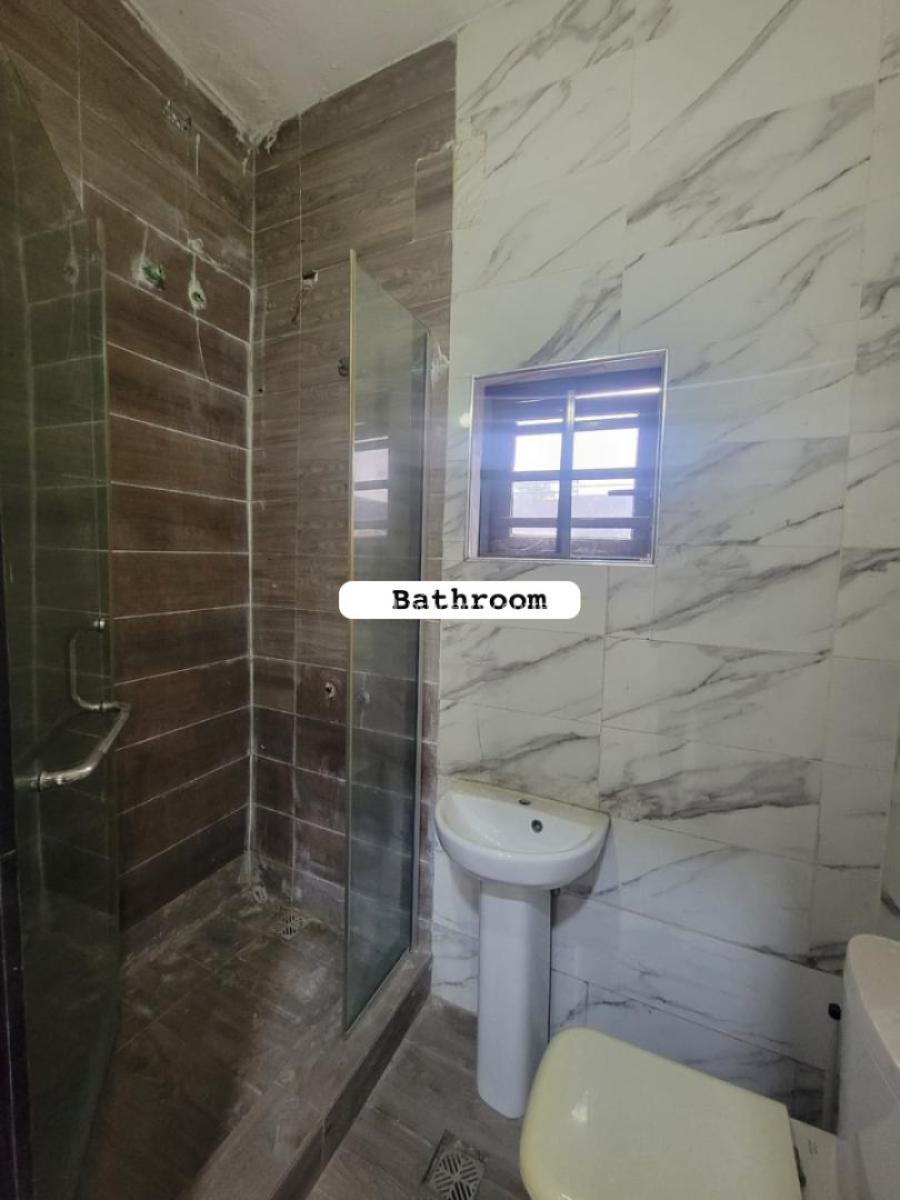 a Neat 2 Bedroom Apartment in a Serene Environment, Freedom Way, Lekki Phase 1, Lekki, Lagos, Flat / Apartment for Rent