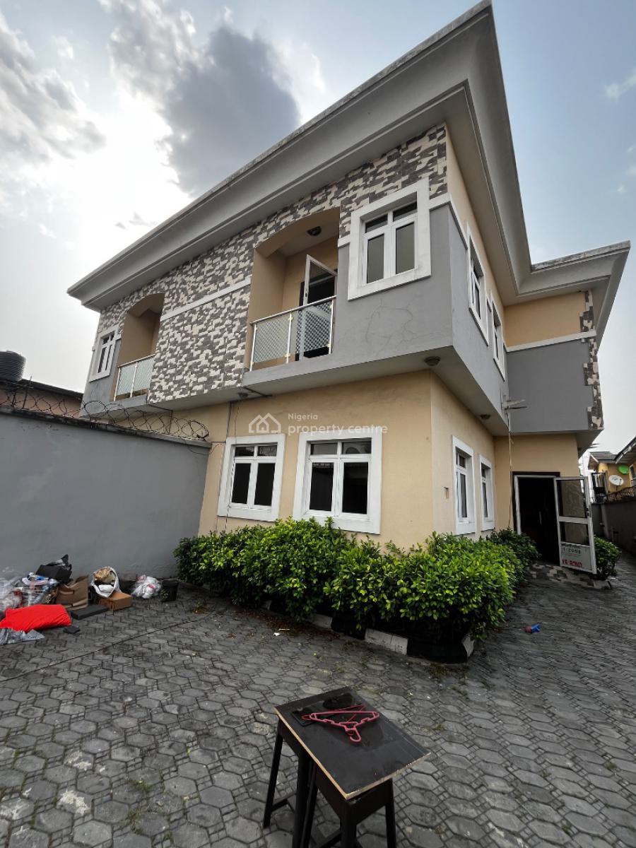 Massive 5 Bedroom Semi Detached Duplex with Bq, Off Ogunlana, Surulere, Lagos, Semi-detached Duplex for Sale