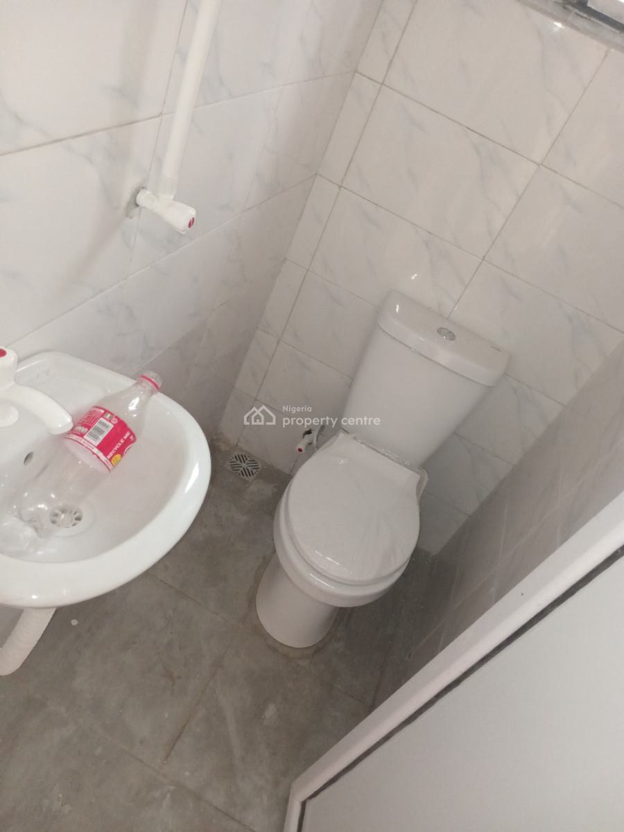 Room and Parlour with 2 Toilets, Majek Fidiso Estate, Ajah, Lagos, Mini Flat (room and Parlour) for Rent