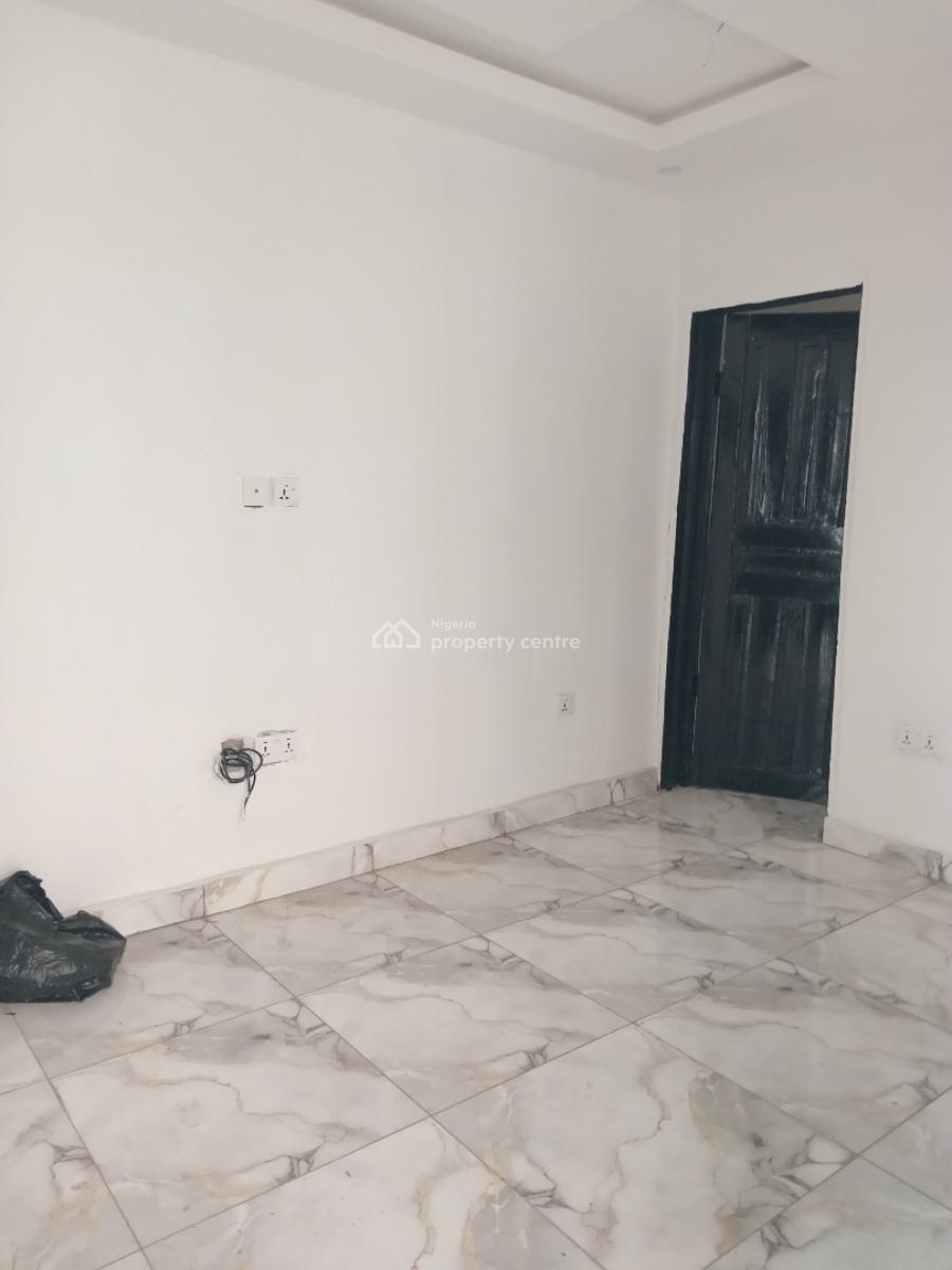 Room and Parlour with 2 Toilets, Majek Fidiso Estate, Ajah, Lagos, Mini Flat (room and Parlour) for Rent