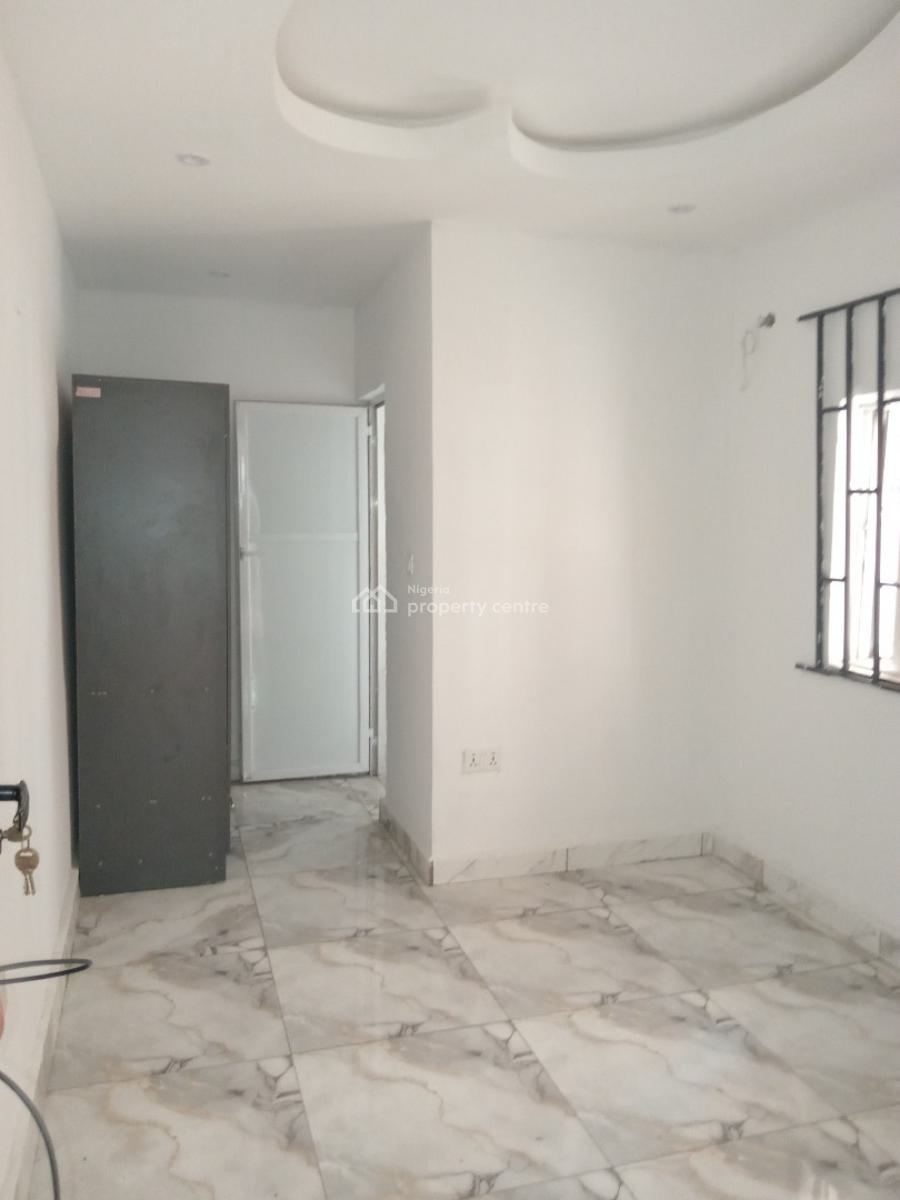 Room and Parlour with 2 Toilets, Majek Fidiso Estate, Ajah, Lagos, Mini Flat (room and Parlour) for Rent