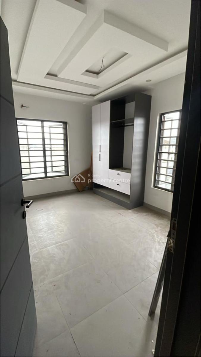 a Fully Finished 4 Bedroom Maisonette with Elevator in a Serene Location, Lekki Phase 1, Lekki, Lagos, Flat / Apartment for Rent