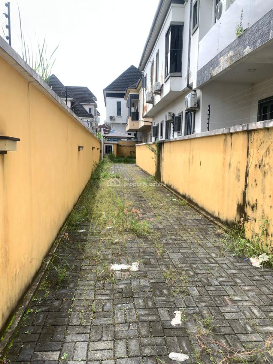 5 Bedroom Duplex + Bq, Chevron, Lekki, Lagos, Detached Duplex for Sale