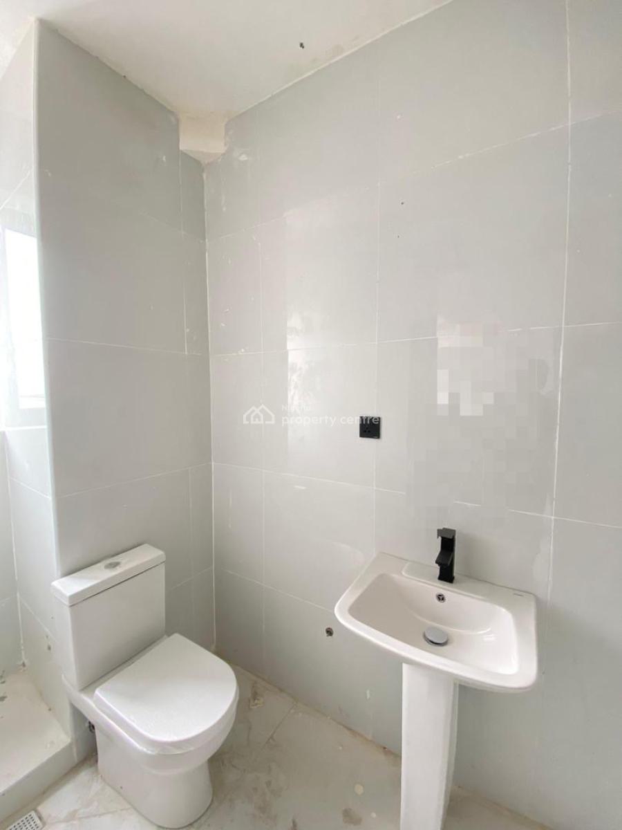 Beautifully Built 3 Bedroom Penthouse with a Bq, Freedom Way, Lekki Phase 1, Lekki, Lagos, Flat / Apartment for Sale