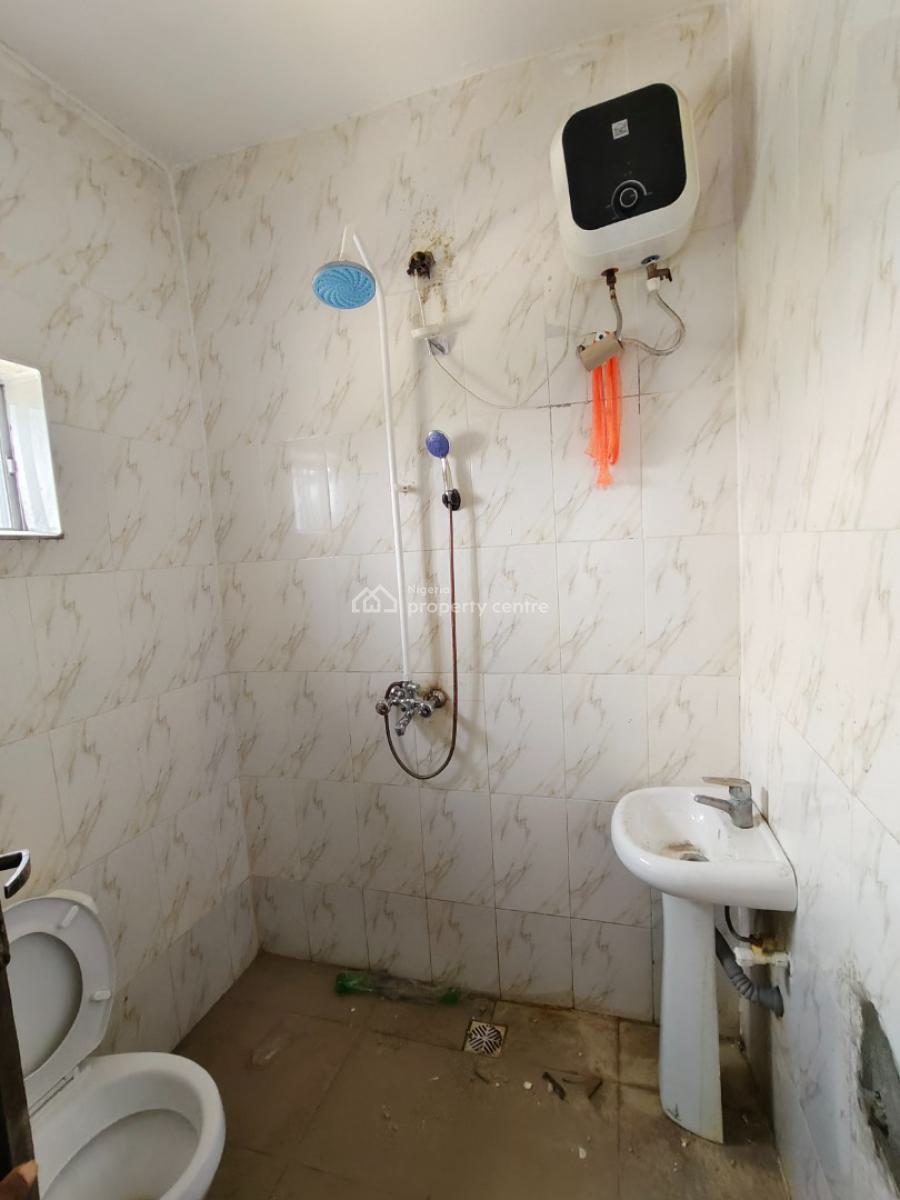 4 Bedroom Shared Apartment in a Duplex, Off Abraham Adesanya Scheme 2, Ajah, Lagos, Terraced Duplex for Rent