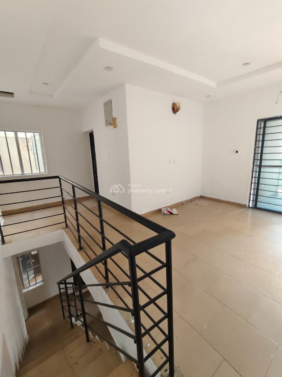 4 Bedroom Shared Apartment in a Duplex, Off Abraham Adesanya Scheme 2, Ajah, Lagos, Terraced Duplex for Rent