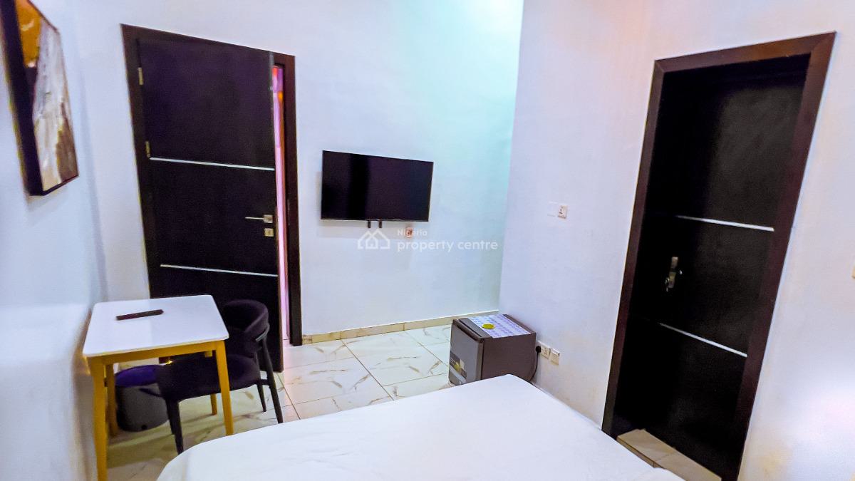 Fantastic 4 Bedrooom Furnished Duplex, Otunba Toyin Abass Avenue, Gra, Ogudu, Lagos, Detached Duplex Short Let