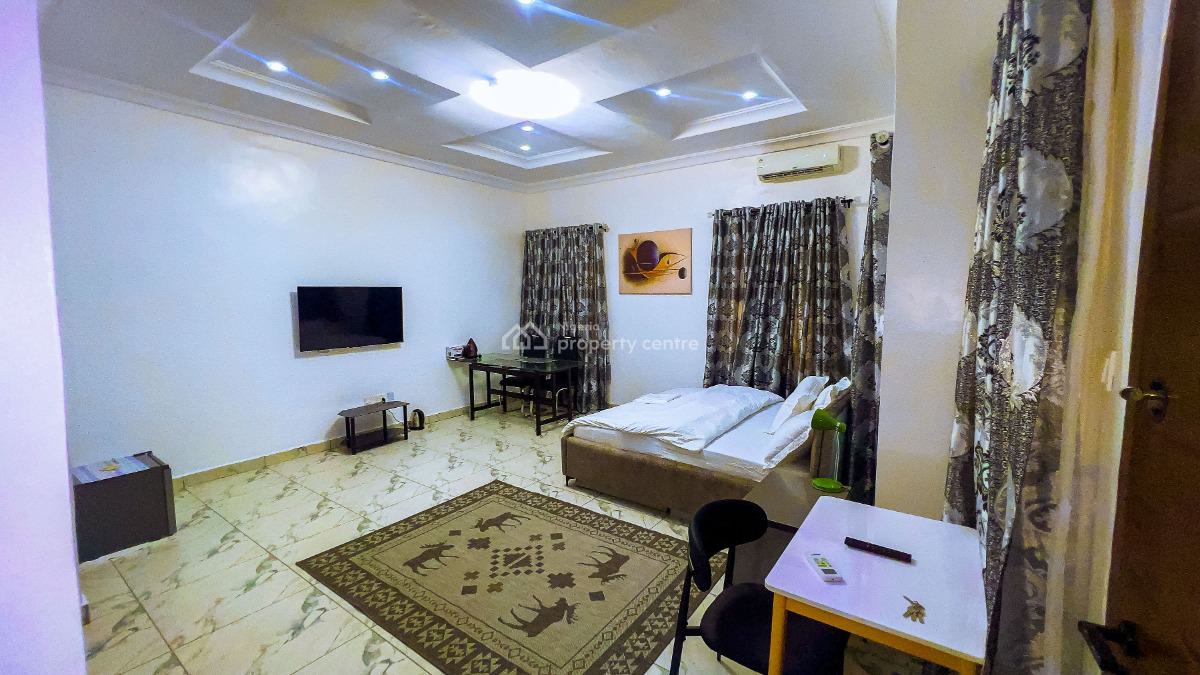 Fantastic 4 Bedrooom Furnished Duplex, Otunba Toyin Abass Avenue, Gra, Ogudu, Lagos, Detached Duplex Short Let