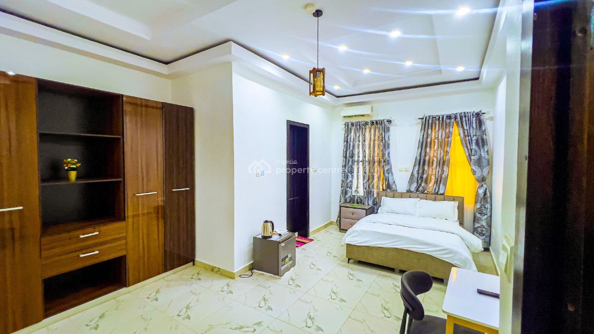 Fantastic 4 Bedrooom Furnished Duplex, Otunba Toyin Abass Avenue, Gra, Ogudu, Lagos, Detached Duplex Short Let