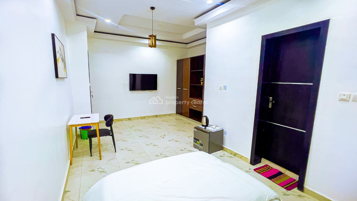 Fantastic 4 Bedrooom Furnished Duplex, Otunba Toyin Abass Avenue, Gra, Ogudu, Lagos, Detached Duplex Short Let