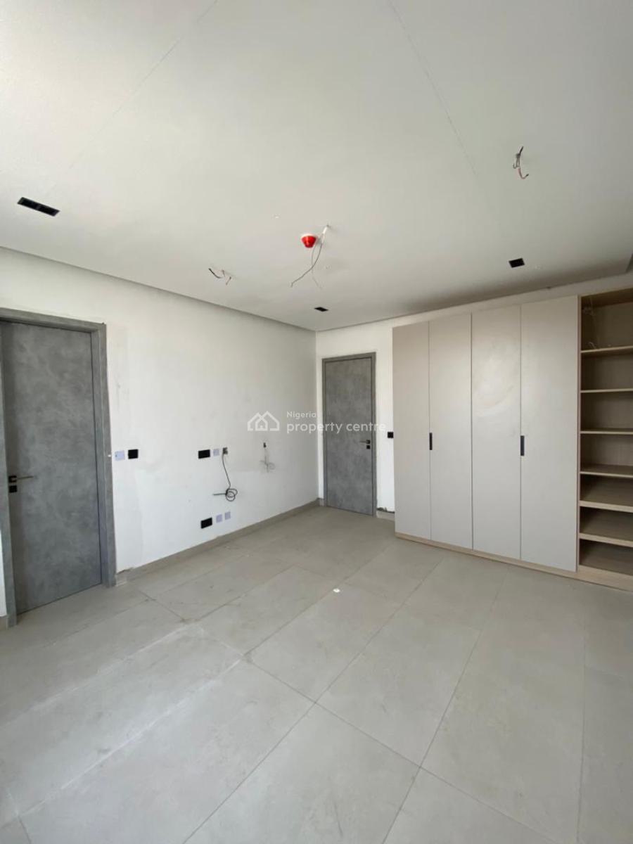 a Neatly Crafted 3 Bedroom Apartment with a Bq, Lekki Phase 1, Lekki, Lagos, Flat / Apartment for Sale