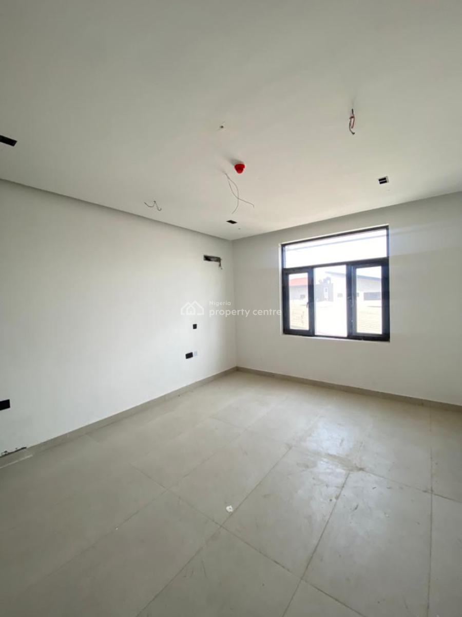 a Neatly Crafted 3 Bedroom Apartment with a Bq, Lekki Phase 1, Lekki, Lagos, Flat / Apartment for Sale