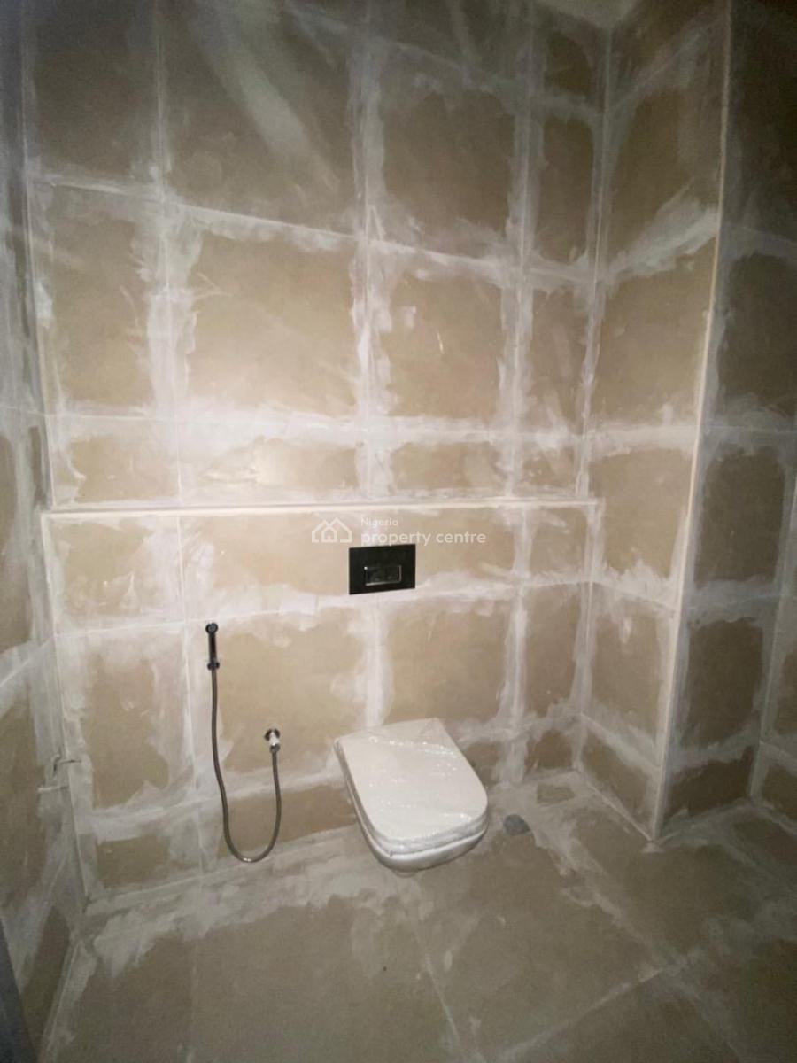 a Neatly Crafted 3 Bedroom Apartment with a Bq, Lekki Phase 1, Lekki, Lagos, Flat / Apartment for Sale