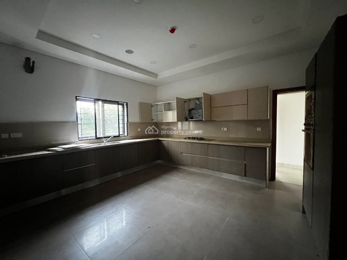 Luxury 5 Bedroom Terrace House with a Room Bq, Lekki Phase 1, Lekki, Lagos, Terraced Duplex for Rent