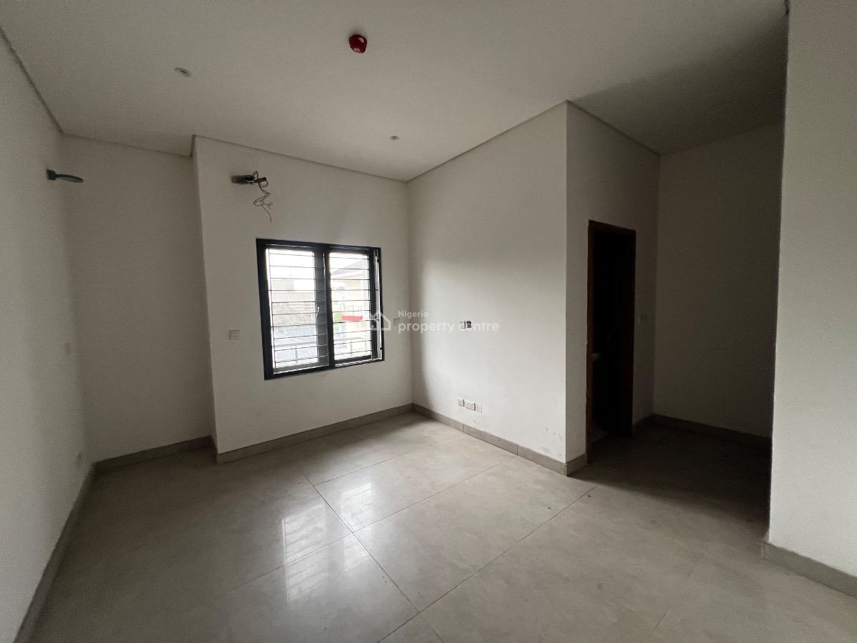 Luxury 5 Bedroom Terrace House with a Room Bq, Lekki Phase 1, Lekki, Lagos, Terraced Duplex for Rent
