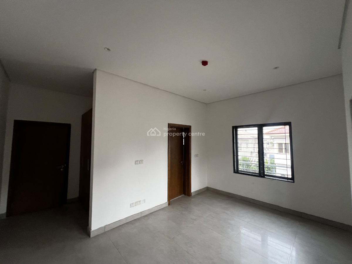 Luxury 5 Bedroom Terrace House with a Room Bq, Lekki Phase 1, Lekki, Lagos, Terraced Duplex for Rent