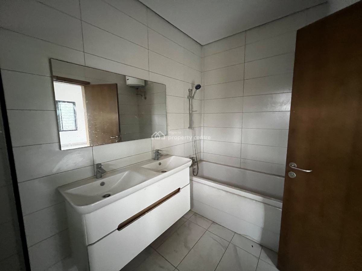 Luxury 5 Bedroom Terrace House with a Room Bq, Lekki Phase 1, Lekki, Lagos, Terraced Duplex for Rent