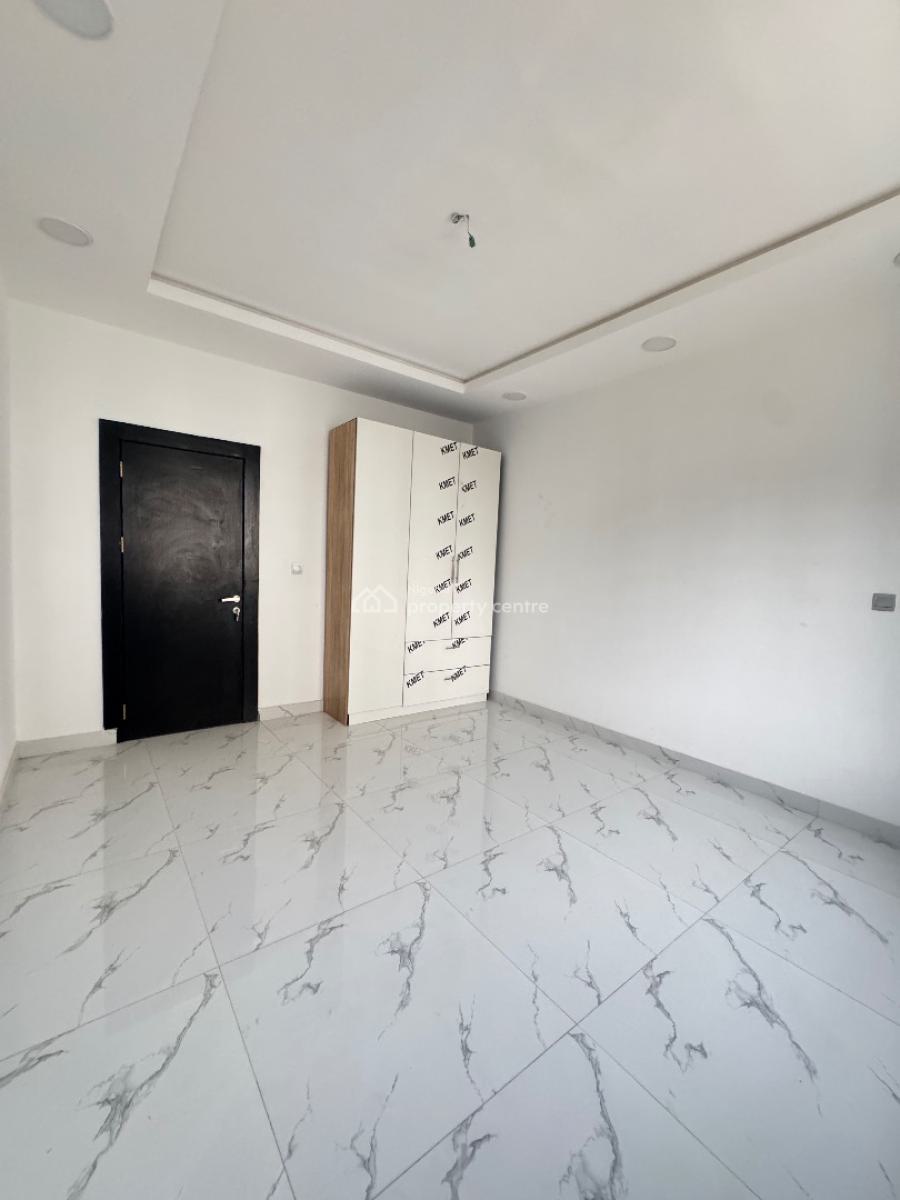 Brand New Two (2) Bedroom Apartment with Bq, Lekki Phase 1, Lekki, Lagos, Flat / Apartment for Sale