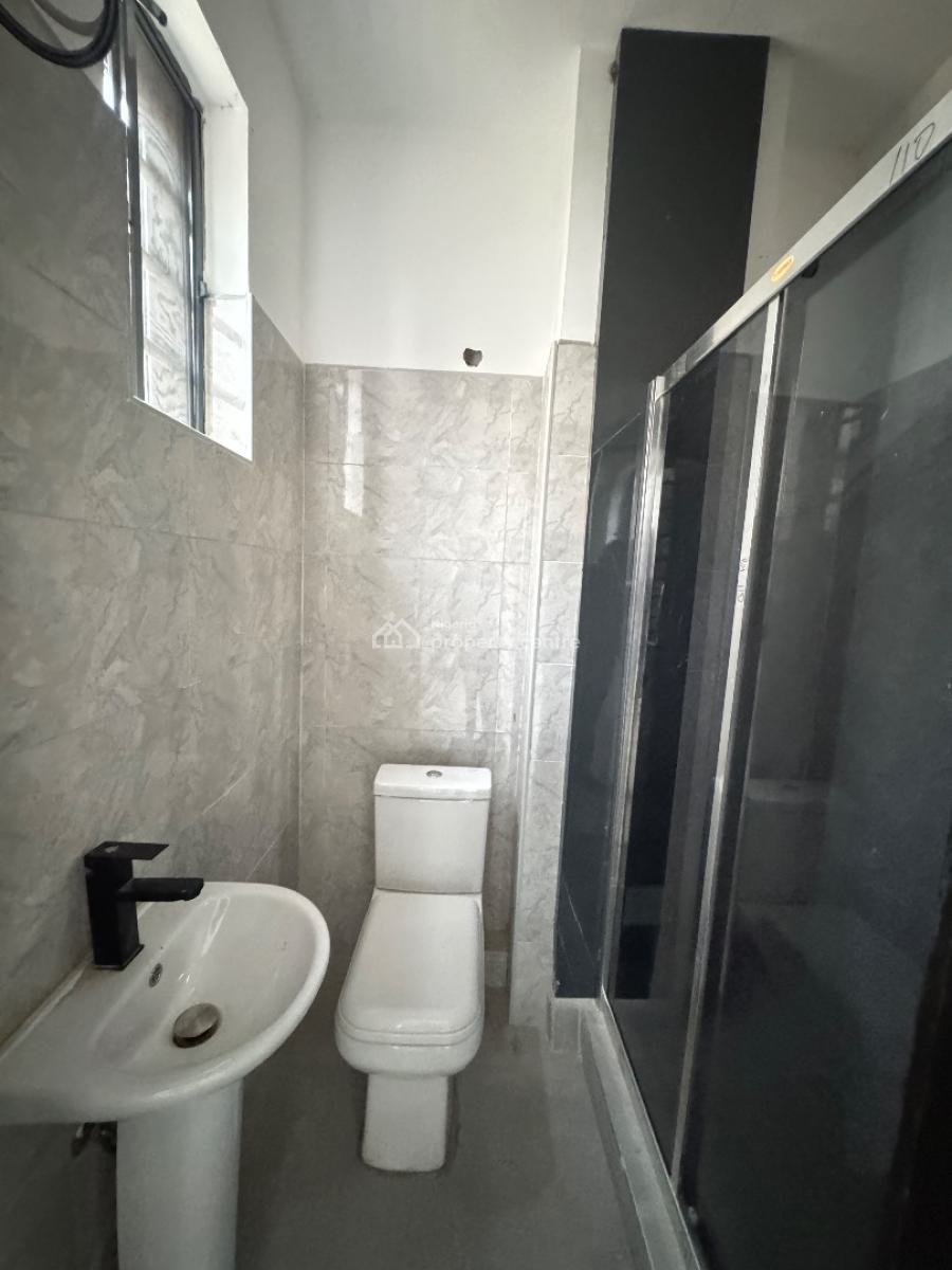 Brand New Two (2) Bedroom Apartment with Bq, Lekki Phase 1, Lekki, Lagos, Flat / Apartment for Sale