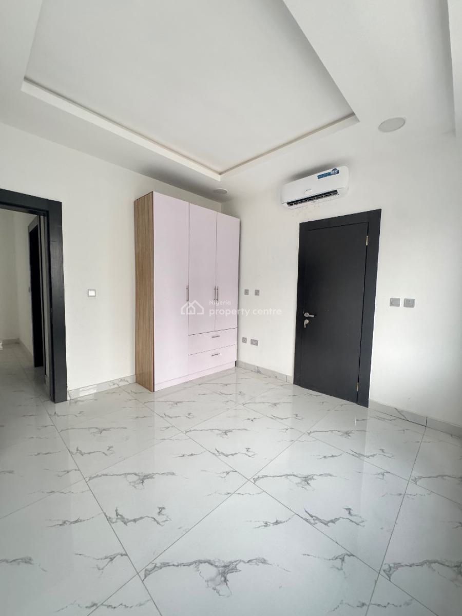 Brand New Two (2) Bedroom Apartment with Bq, Lekki Phase 1, Lekki, Lagos, Flat / Apartment for Sale